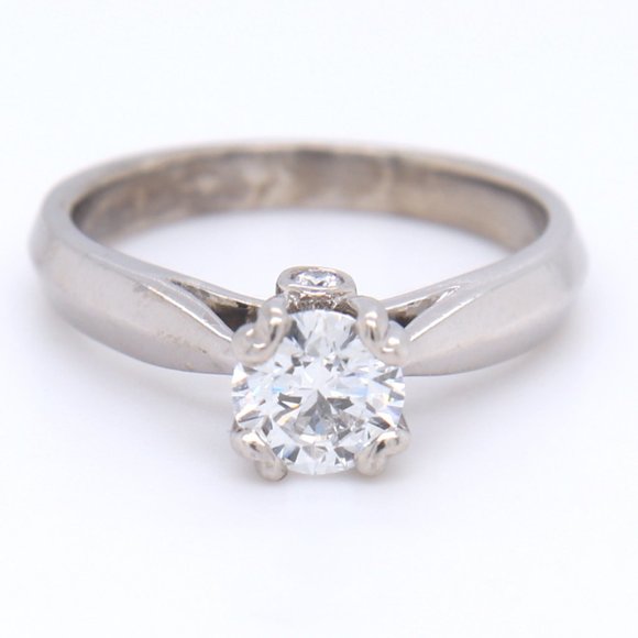 Platinum Round Brilliant Cut Diamond Engagement Ring